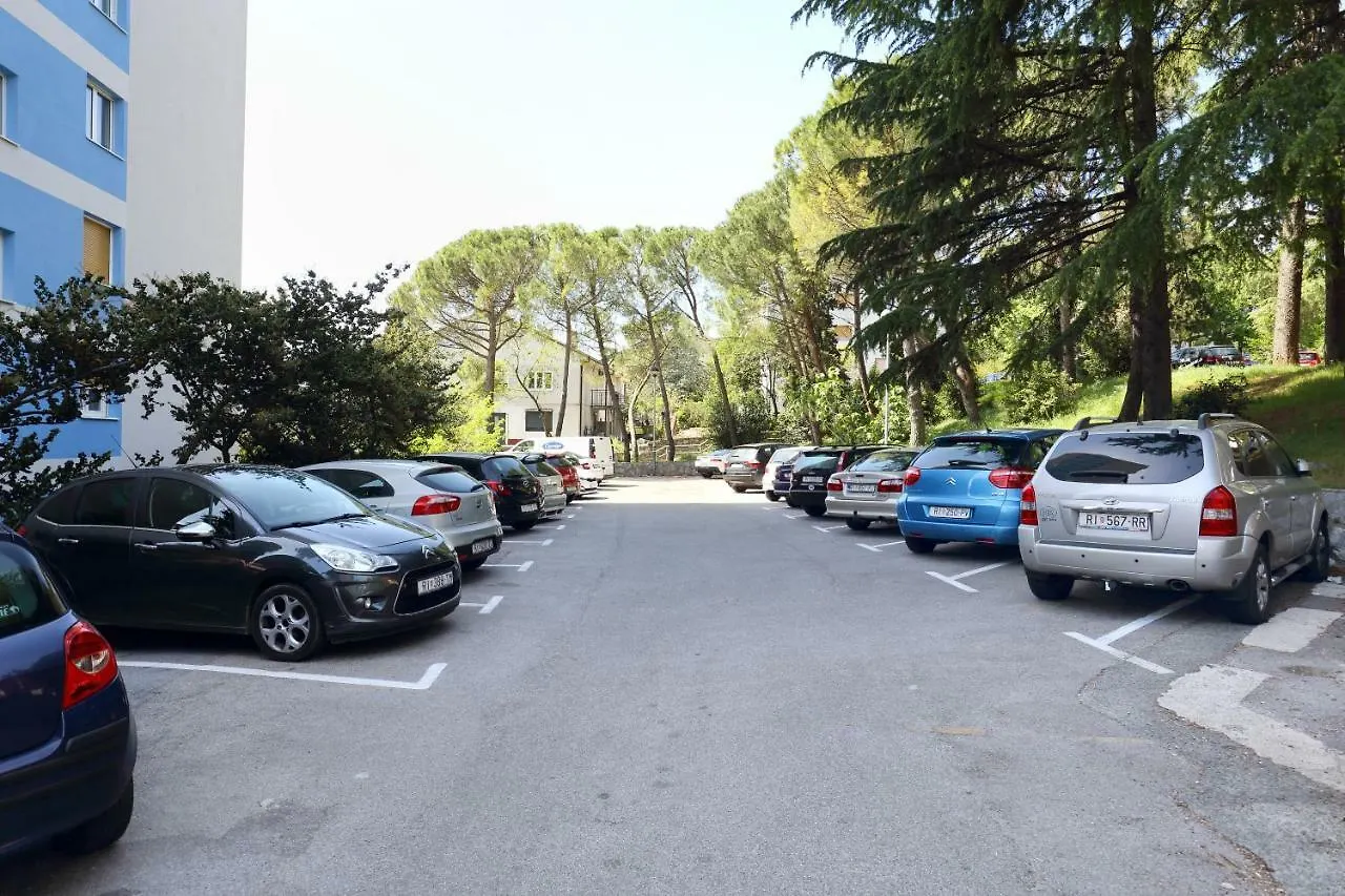 Bellevue Apartment Rijeka 0*,